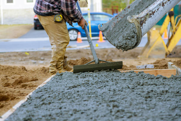 Best Commercial Concrete Contractor  in Beaver Dam, WI